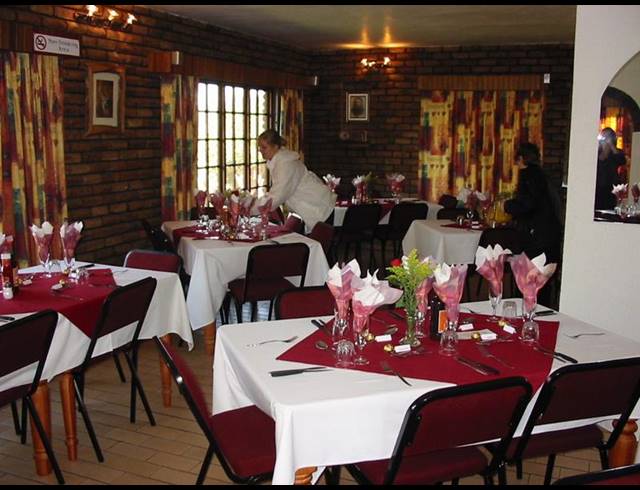 5 BEDROOM HOUSE FOR SALE IN DERSLEY